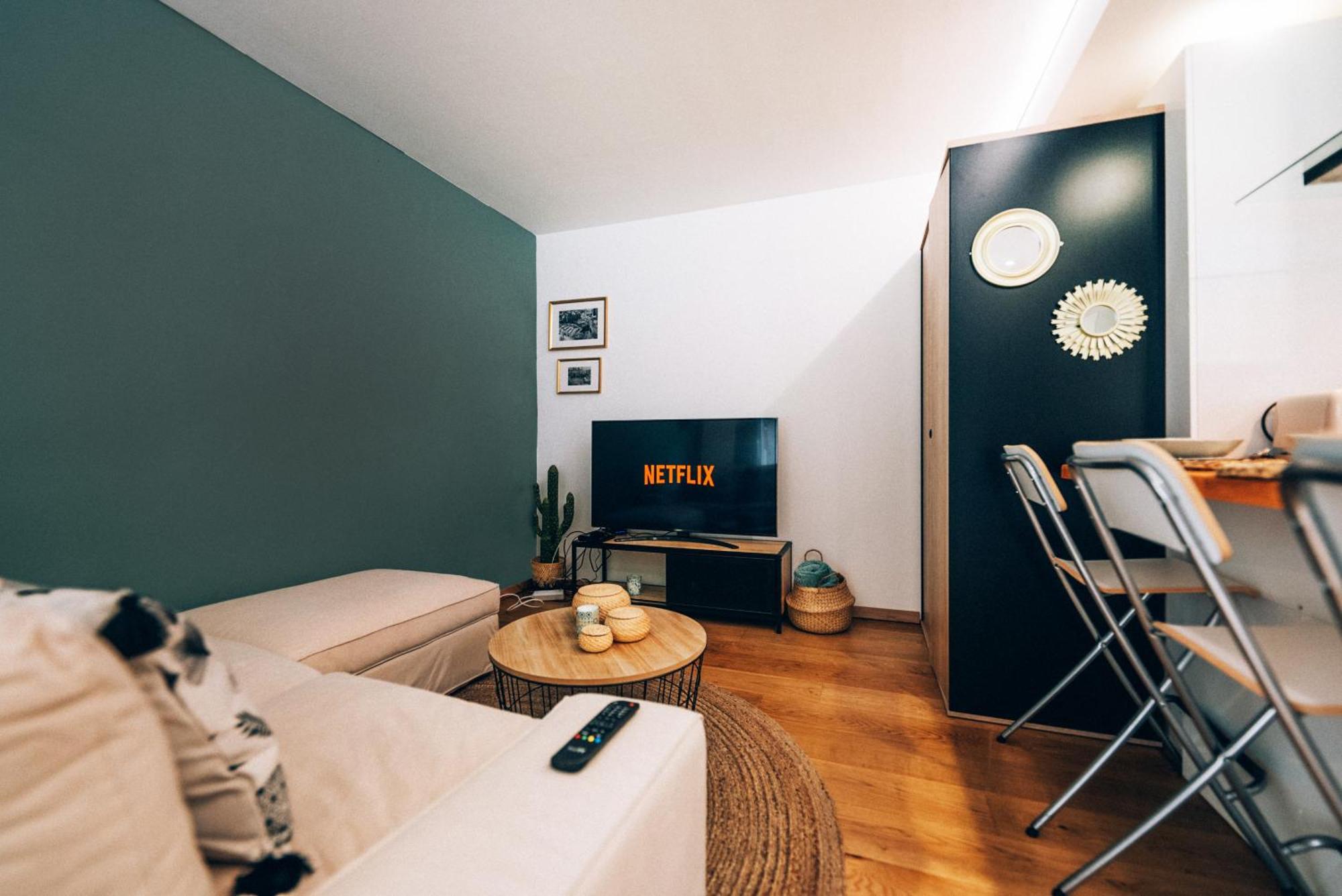 Cozy Central Studio With Private Terrace Люксембург Екстериор снимка